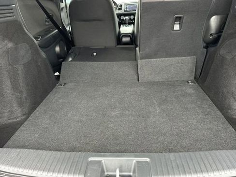 Used 2022 Honda HR-V Sport image 16
