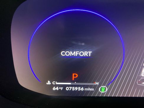 Used 2024 Acura MDX SH-AWD w/ Technology Package image 15