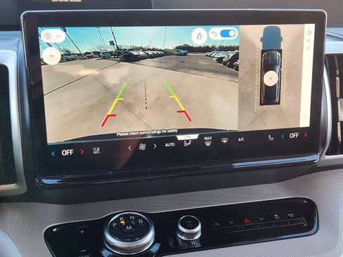 New 2026 Ford Expedition Active RWD image 18