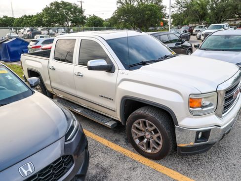 Used 2015 GMC Sierra 1500 SLT w/ SLT Crew Cab Value Package AWD/4WD image 7