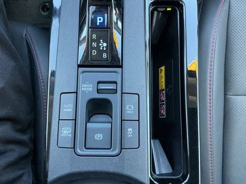 Certified 2024 Toyota Prius Prime FWD image 28