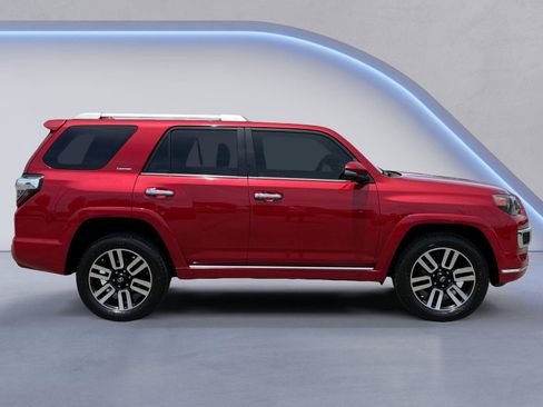 Used 2023 Toyota 4Runner Limited AWD/4WD image 2