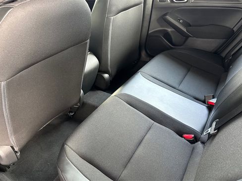 Used 2022 Honda Civic Sport image 11