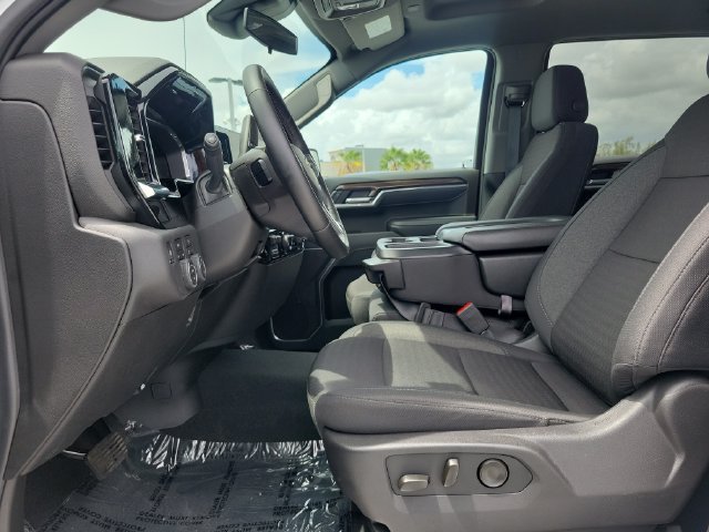 Used 2026 Chevrolet Silverado 1500 LT AWD/4WD image 24
