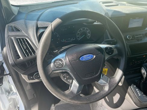 Used 2019 Ford Transit Connect XL image 11