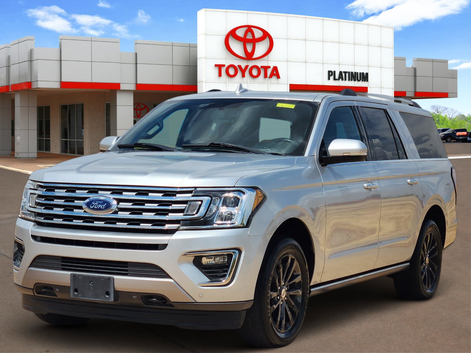Used 2019 Ford Expedition Max Limited AWD/4WD image 2