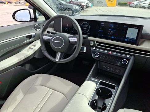 Certified 2025 Hyundai Sonata Limited FWD image 14