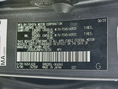 Used 2023 Toyota 4Runner Limited AWD/4WD image 31