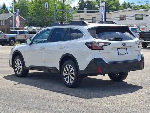 Used 2020 Subaru Outback Premium AWD/4WD image 5