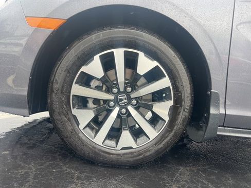 Certified 2026 Honda Odyssey EX-L image 11