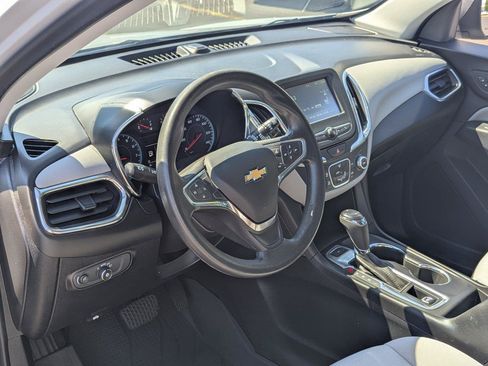 Used 2018 Chevrolet Equinox LS AWD/4WD image 12