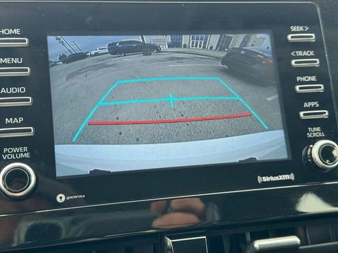 Used 2024 Toyota Camry SE image 21