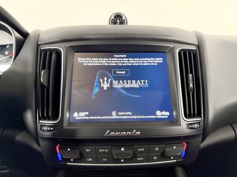 Used 2018 Maserati Levante AWD/4WD image 66