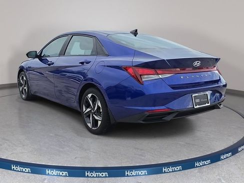 Used 2023 Hyundai Elantra SEL w/ Convenience Package FWD image 8