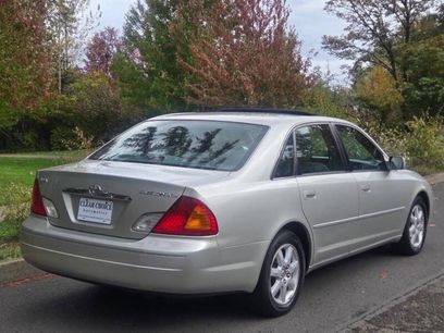 Used 2000 Toyota Avalon XLS