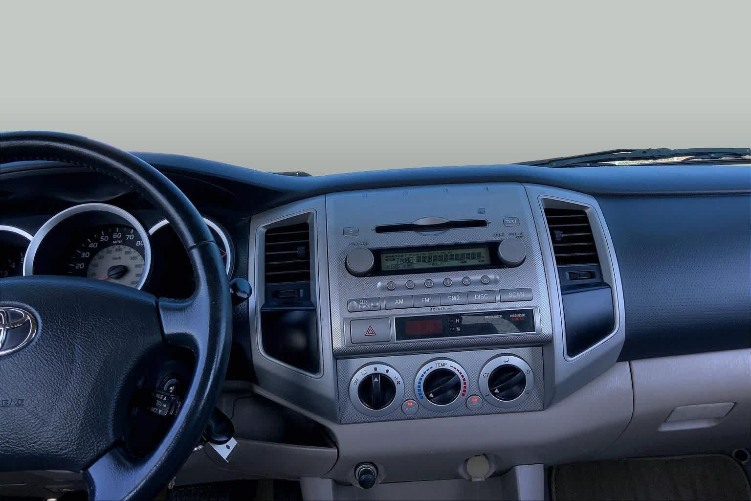 Used 2006 Toyota Tacoma PreRunner w/ SR5 Pkg #2 RWD image 6