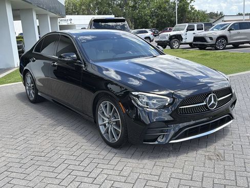 Used 2022 Mercedes-Benz E 350 Sedan image 7