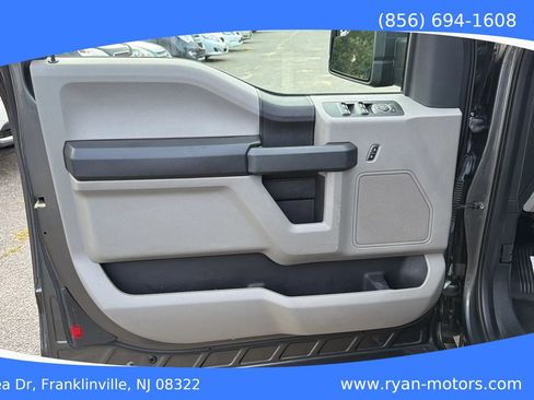 Used 2016 Ford F150 XL w/ Equipment Group 101A Mid AWD/4WD image 17