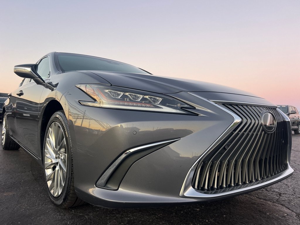 Used 2021 Lexus ES 250 w/ Luxury Package AWD/4WD image 1