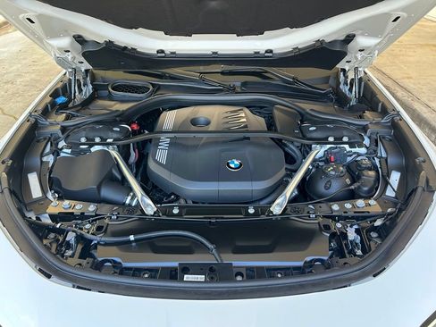 Used 2026 BMW 740i RWD image 14