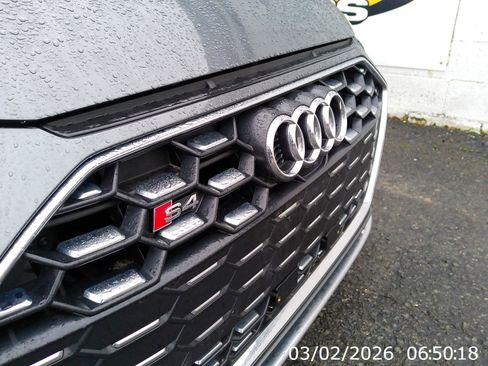 Used 2022 Audi S4 Premium Plus image 3