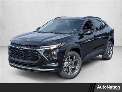 New 2026 Chevrolet Trax LT w/ Sunroof Package image 1