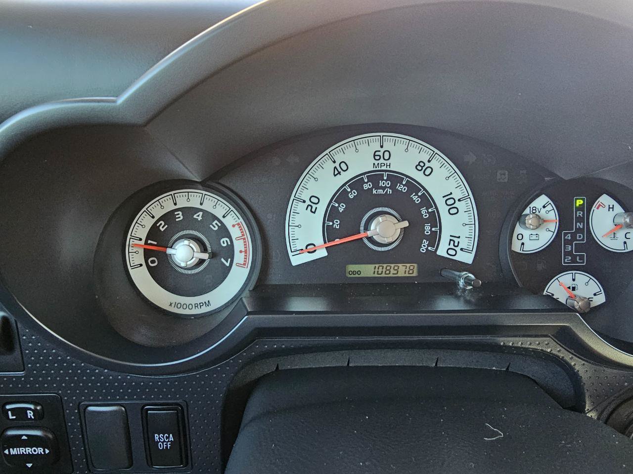 Used 2011 Toyota FJ Cruiser 4WD w/ Convenience Pkg image 33