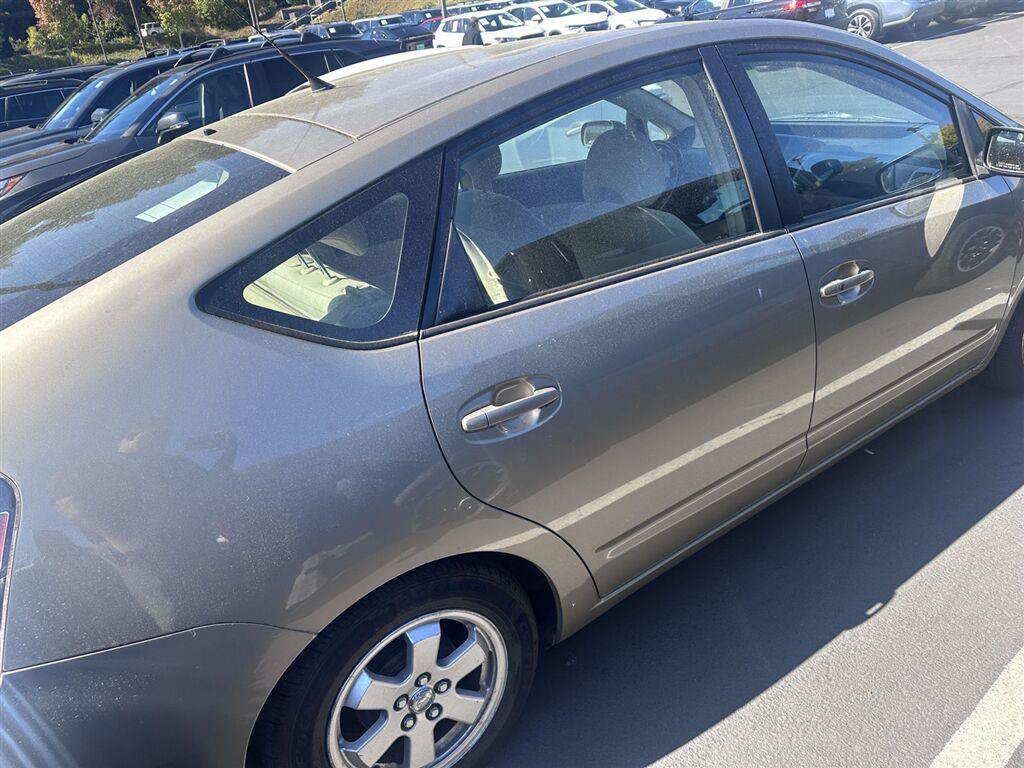 Used 2005 Toyota Prius FWD image 19