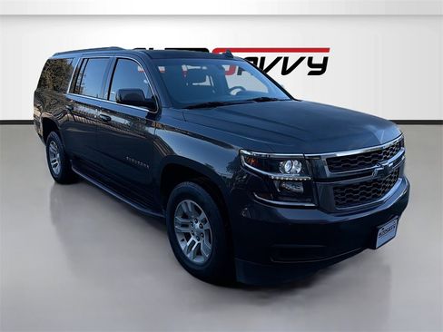 Used 2017 Chevrolet Suburban LS image 2