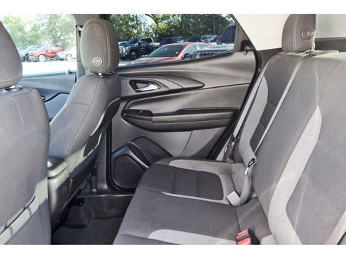 Used 2021 Chevrolet TrailBlazer LT w/ Convenience Package image 32