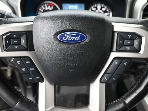 Used 2018 Ford F150 Lariat AWD/4WD image 17