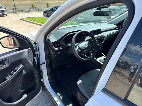Used 2022 Ford Escape S FWD image 20