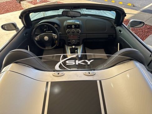 Used 2007 Saturn Sky w/ Premium Trim Pkg image 5
