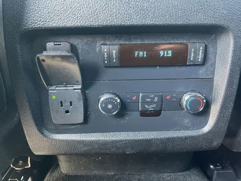 Used 2015 Ford Expedition Limited w/ Equipment Group 301A RWD image 12