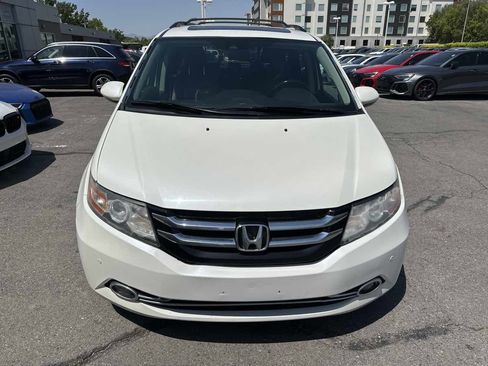 Used 2015 Honda Odyssey Touring Elite image 3
