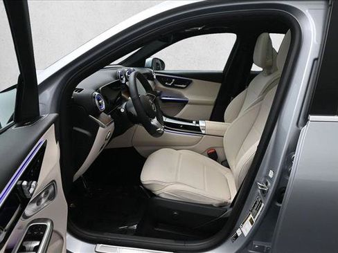 Certified 2026 Mercedes-Benz GLC 300 4MATIC image 9
