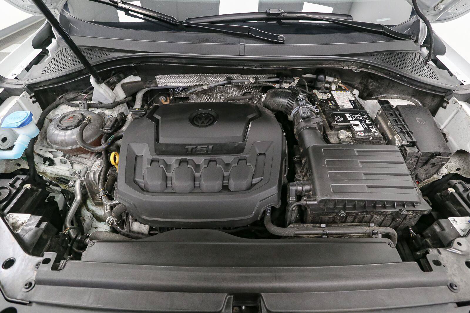 Certified 2024 Volkswagen Tiguan S AWD/4WD image 15
