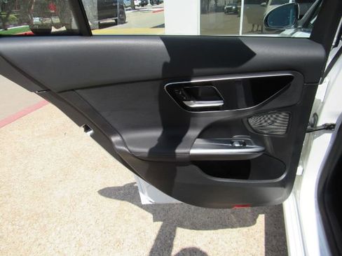 Used 2022 Mercedes-Benz C 300 Sedan image 19