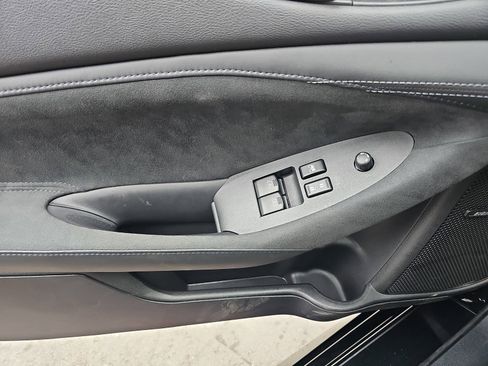 Used 2024 Nissan Z NISMO w/ Floor Mat Package image 27