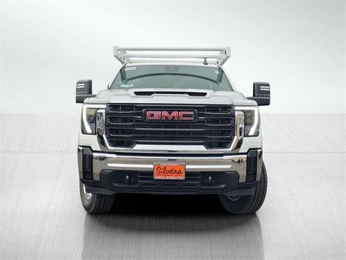 New 2026 GMC Sierra 2500 Pro image 2