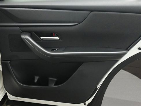 Used 2025 MAZDA CX-90 3.3 Turbo w/ Select Package image 17