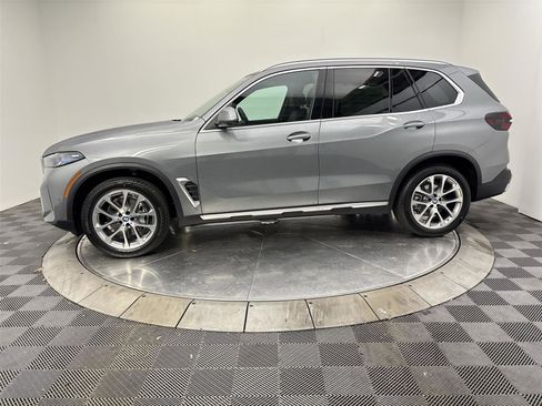 New 2026 BMW X5 xDrive40i image 16