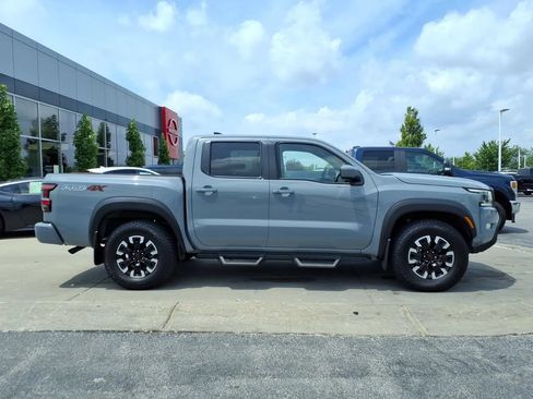 Certified 2024 Nissan Frontier PRO-4X w/ Technology Package AWD/4WD image 8