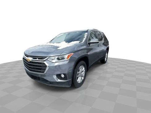 Used 2020 Chevrolet Traverse LT image 4