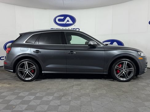 Used 2018 Audi SQ5 Prestige w/ Prestige Package image 3