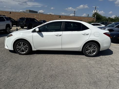 Used 2015 Toyota Corolla LE FWD image 6