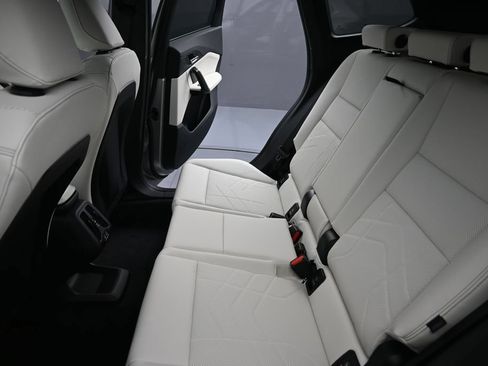 New 2026 BMW X1 xDrive28i w/ Technology Package AWD/4WD image 30