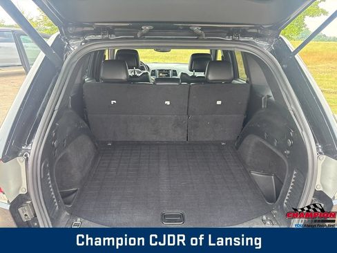 Used 2018 Jeep Grand Cherokee Limited w/ Trailer Tow Group IV AWD/4WD image 13