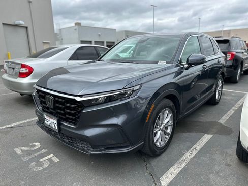 Used 2023 Honda CR-V EX-L image 3