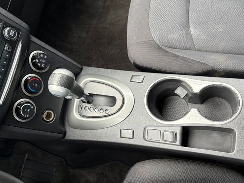 Used 2015 Nissan Rogue S w/ Convenience Package image 21